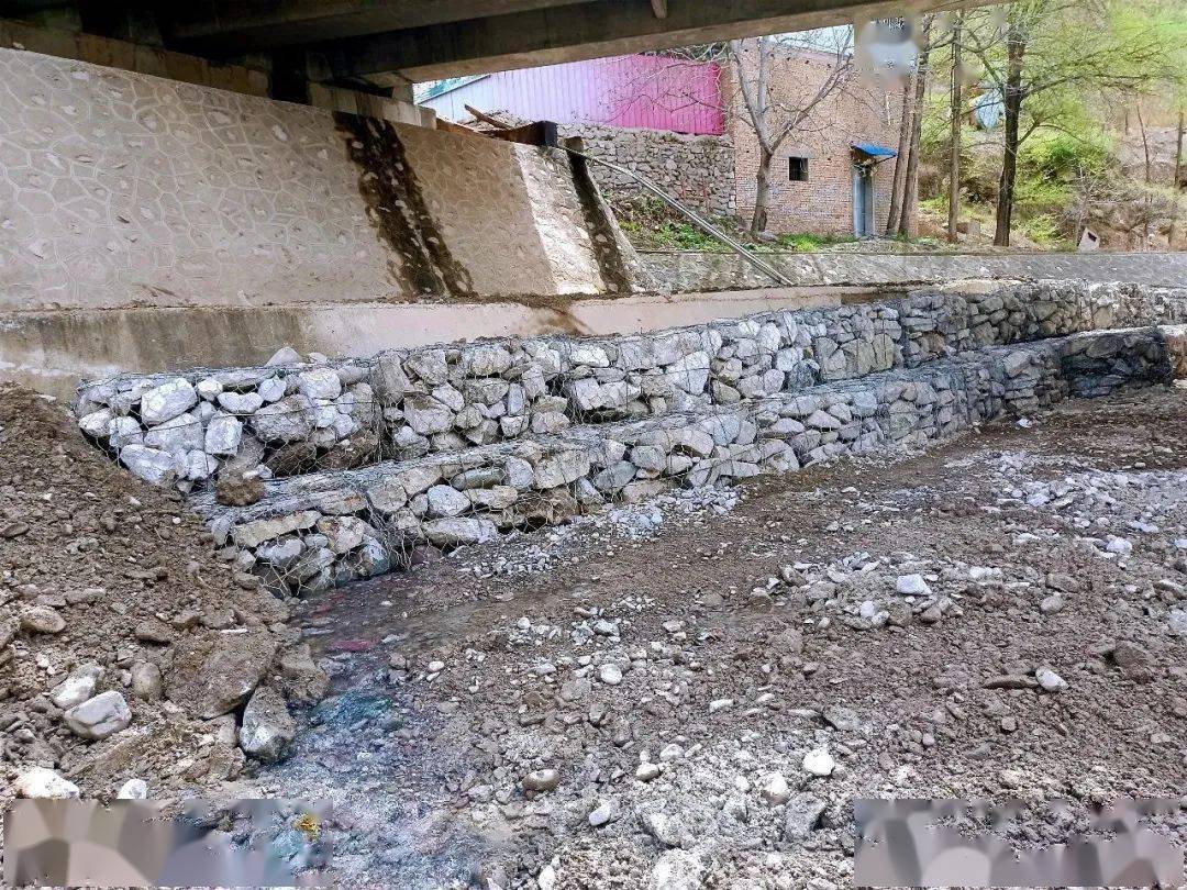 黄金期,全面完成了辖养s208线马营至马街公路临河桥台护坡基础冲刷