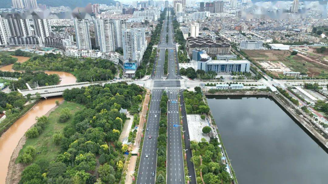 文山城一年翻新21条路!_龙海路_北路_禾东路