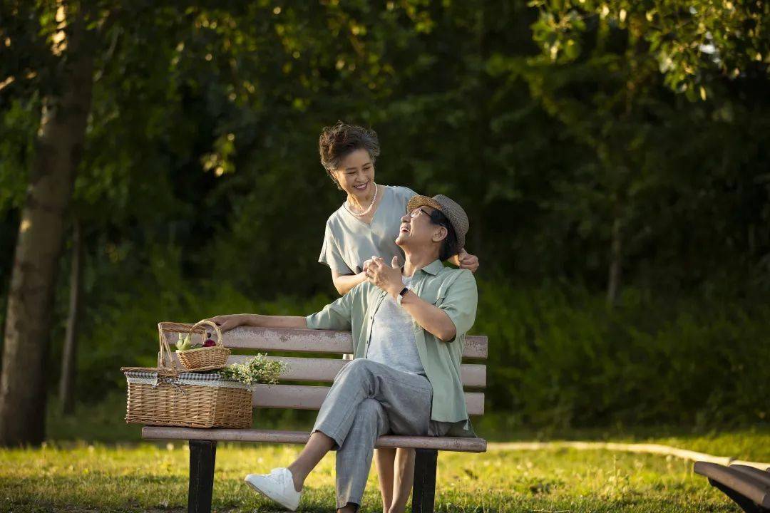 三大关键词 解锁高品质健康养老生活_中国_长辈_服务