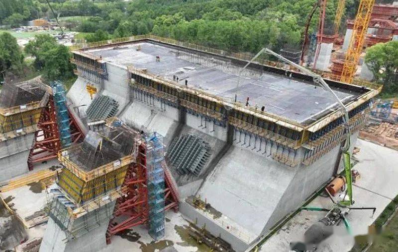 g3铜陵公铁大桥南锚碇锚块施工完成 福建省首座双层跨海大桥溪东大桥