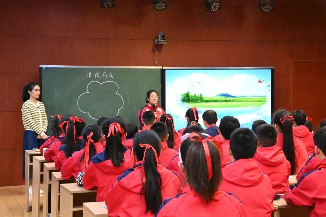 广元市南鹰小学图片