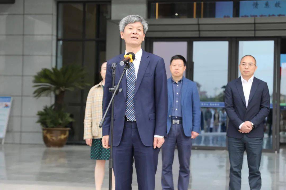 专家齐聚,共话乡音,共叙乡情,这场大型义诊送来了"东阳温度"!