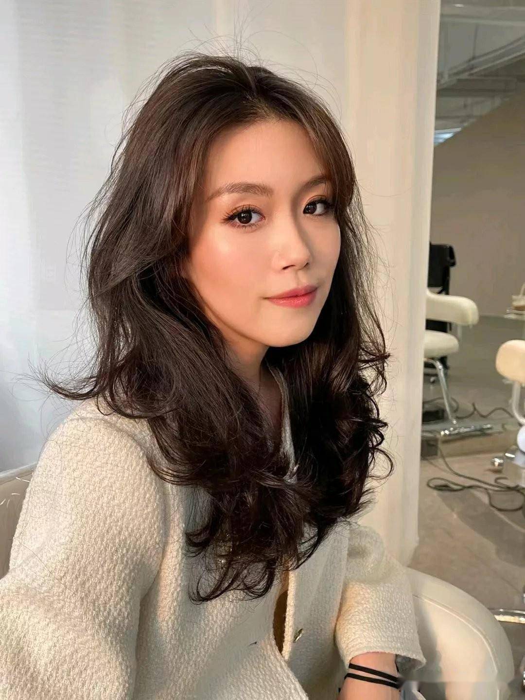 2023年流行发型,这4种不能少,告诉你怎样才能跟上时尚潮流_层次_头发