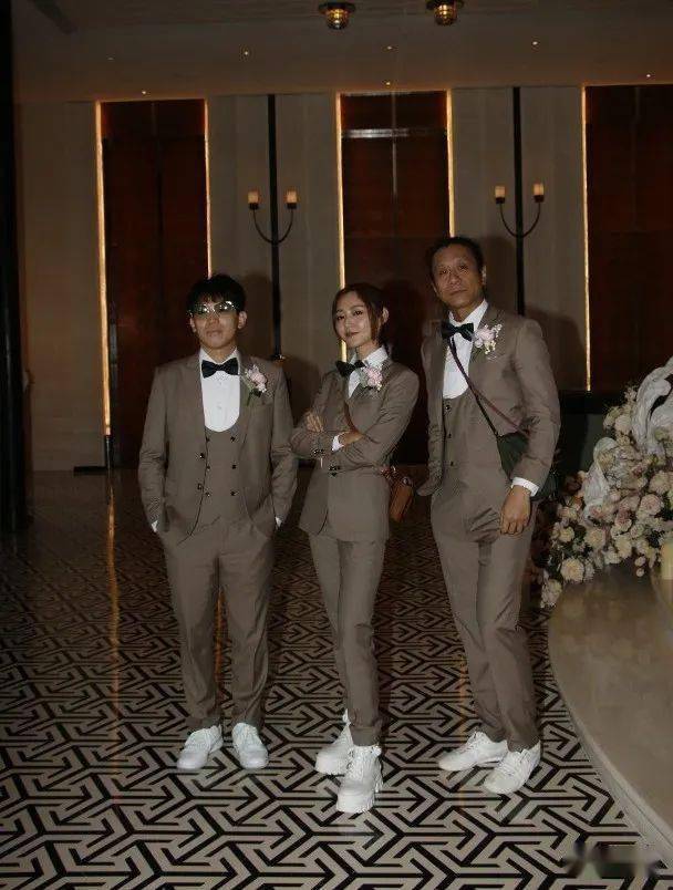 几仲喺群组传讯息话好紧张,担心佢唔知醒,之后我4点半打畀佢,佢冇听