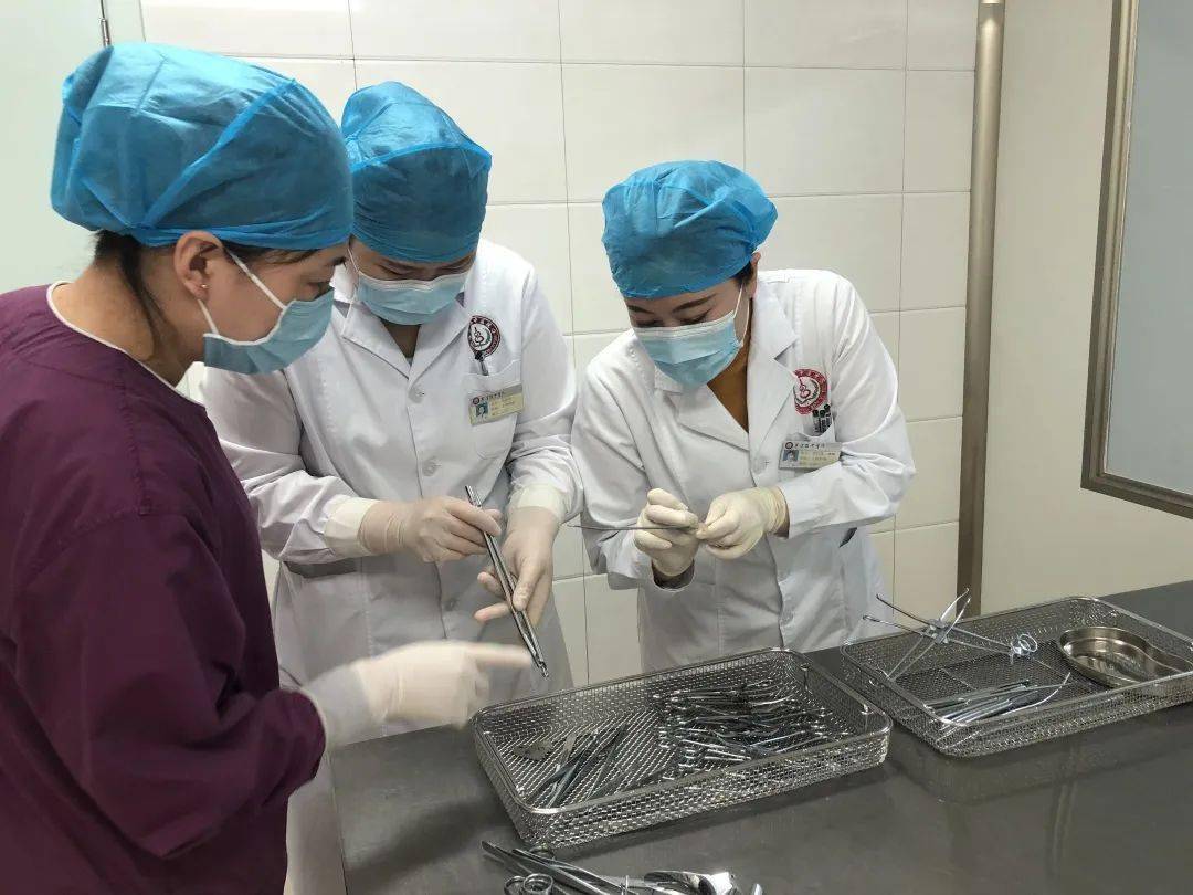 许多手术器械在经过清洗,消毒,灭菌的重复使用中,会存在磨损,变钝