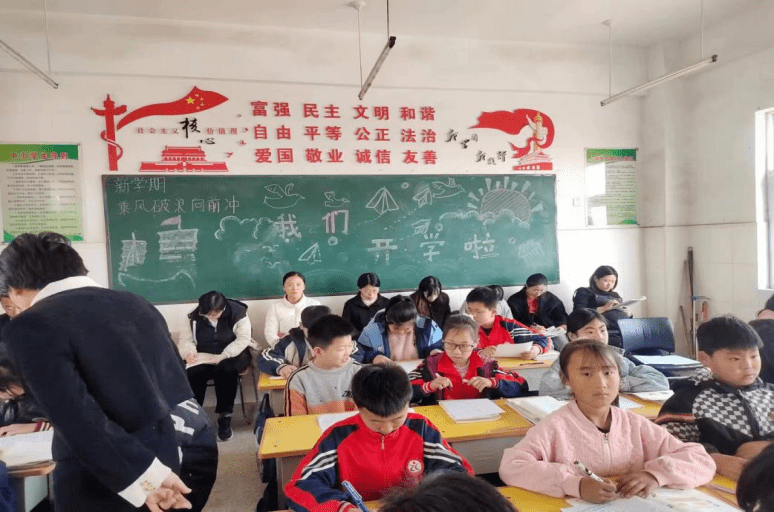 对分课堂绽芳华 同思共学促提升——俎店镇前炉小学开展对分课堂展示活动_教学质量_交流_合作
