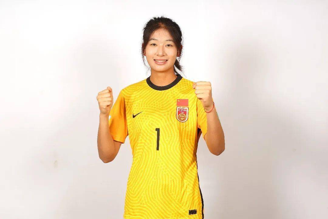 17岁女超首秀的点球终结者,承载着"国际级门将"的希望_刘晨_中国_山东