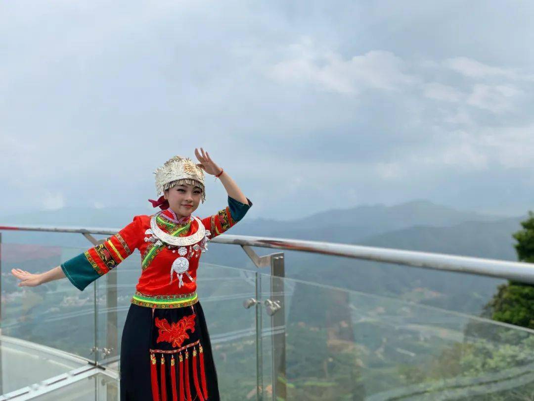 茂名这里门票,套票优惠游_石根山_青少年_旅行