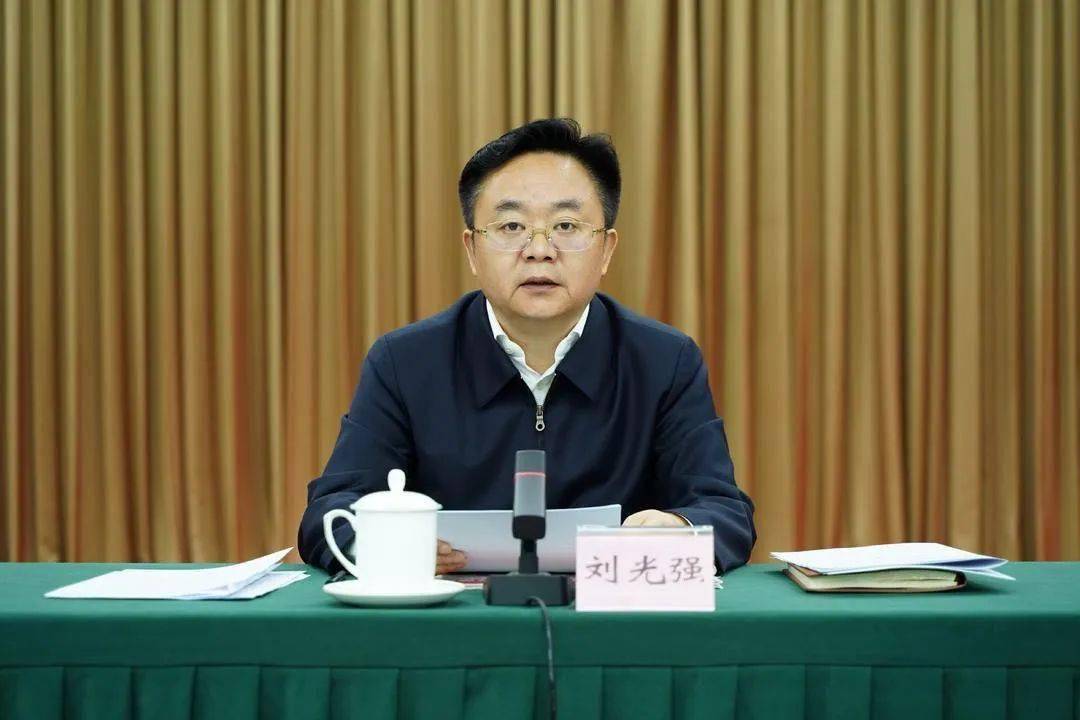 德阳市召开庆祝"五一"国际劳动节暨表扬大会_发展_建设新_刘光强