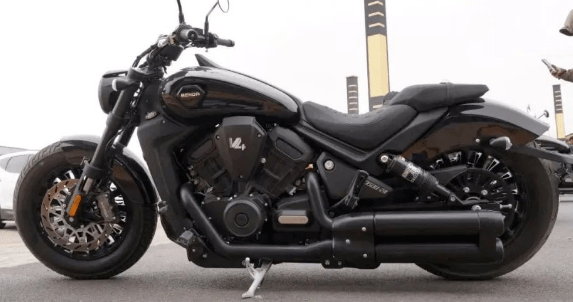 33800元的奔达黑旗v型4缸巡航.