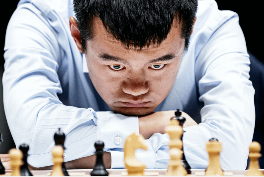 鹿城小伙子丁立人加冕!_国际象棋_中国_涅波姆尼亚奇