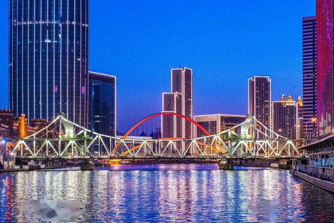 过一会儿,将进行解放桥开启慢直播!_海河_天津_夜景