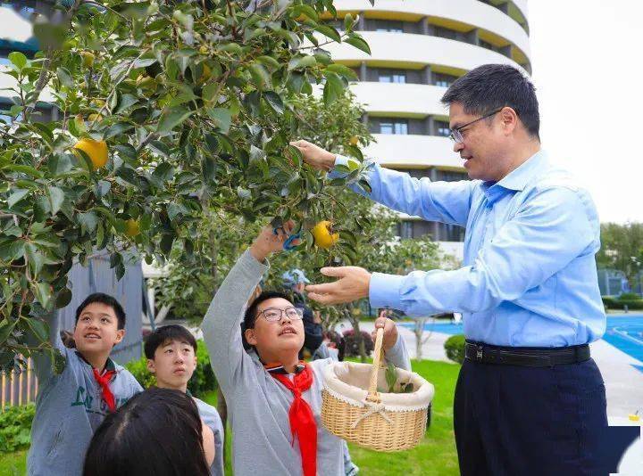 外滩君再探青浦平和,此次非常难得,同时会见了李春雷总校长,及小,初各