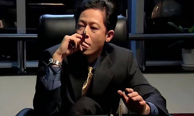 一连12天收视第一,王志文代替陈道明出演,又一个经典角色诞生了_表演