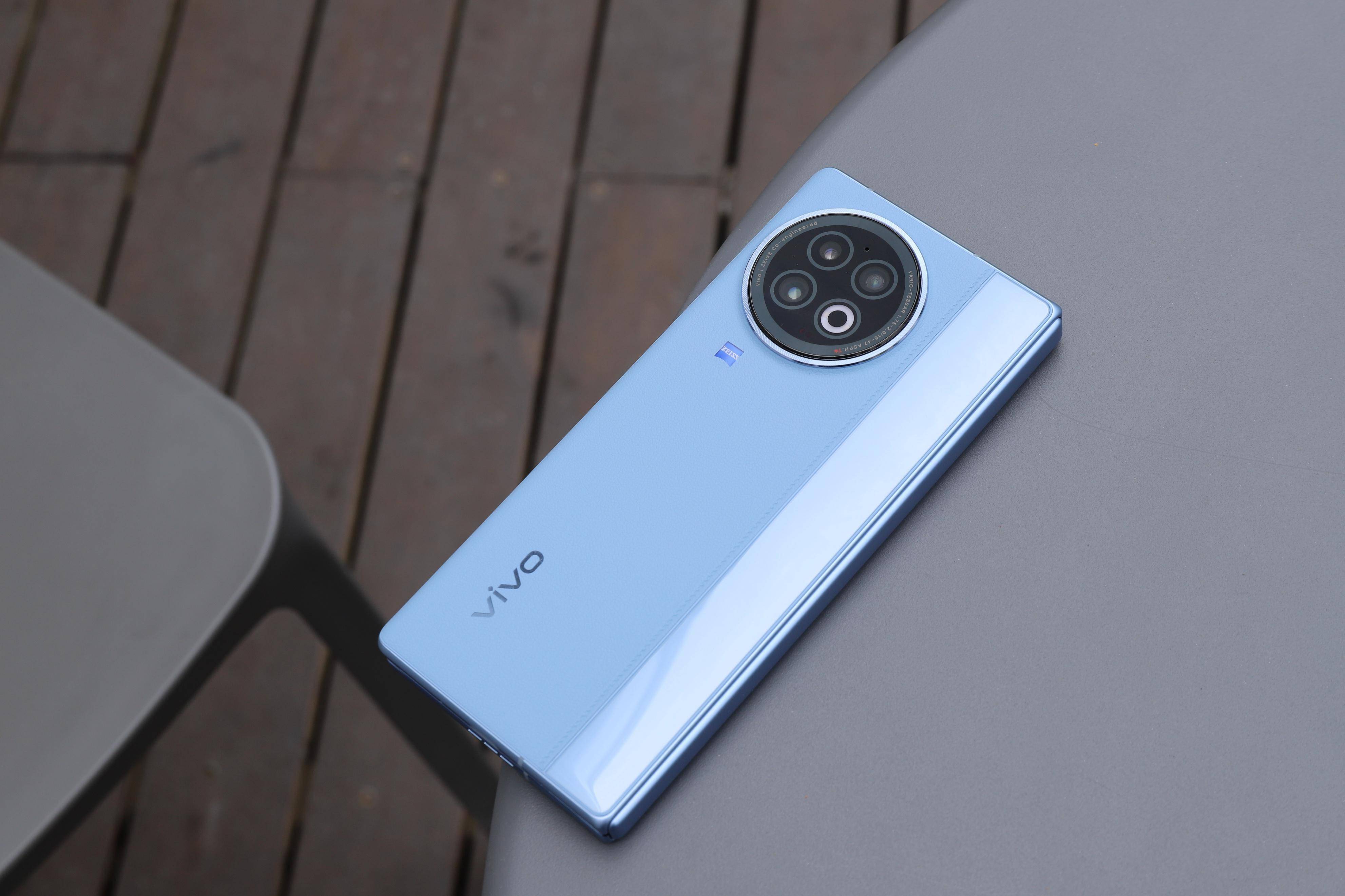 vivo x fold2开箱体验:比华为matex3更好看,光颜值都值5000了_屏幕_的