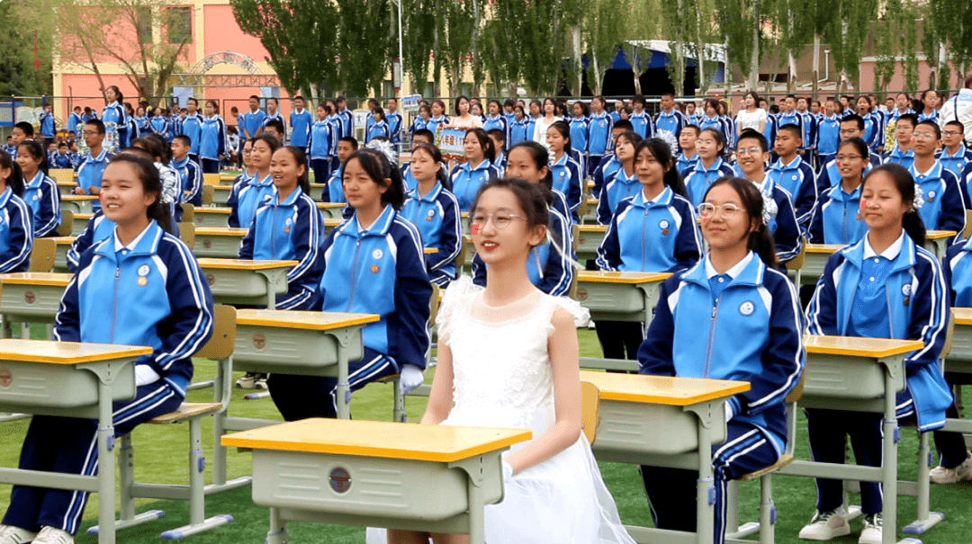 这所学校开启了"happy"模式!_金塔县_第四中学_裁判