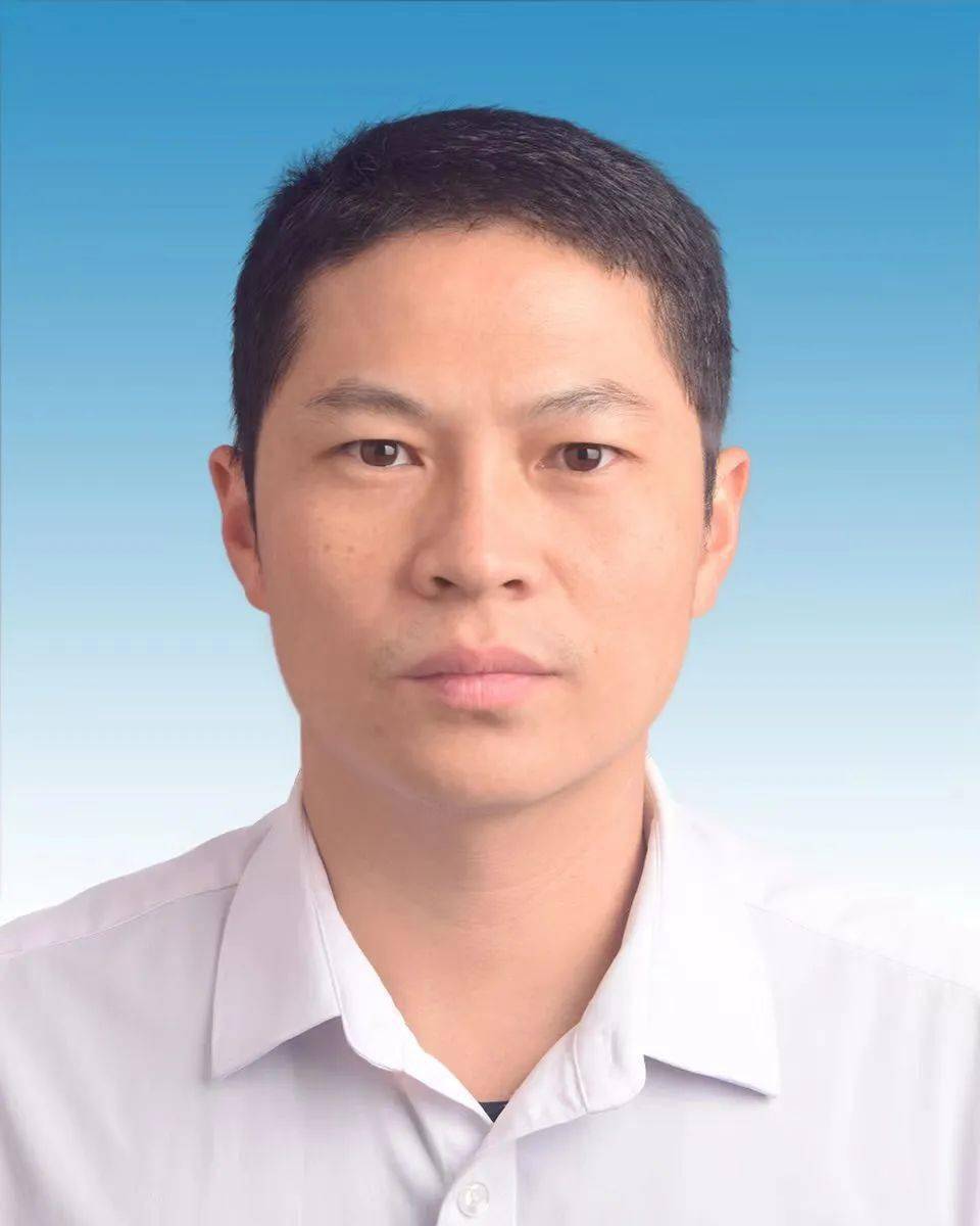 点赞龙岩人身边的青年榜样!(四)_服务_工作_社区