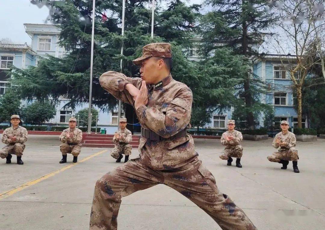 杜广富:退伍不褪色 实干显担当_黄浩_民兵训练_宝鸡