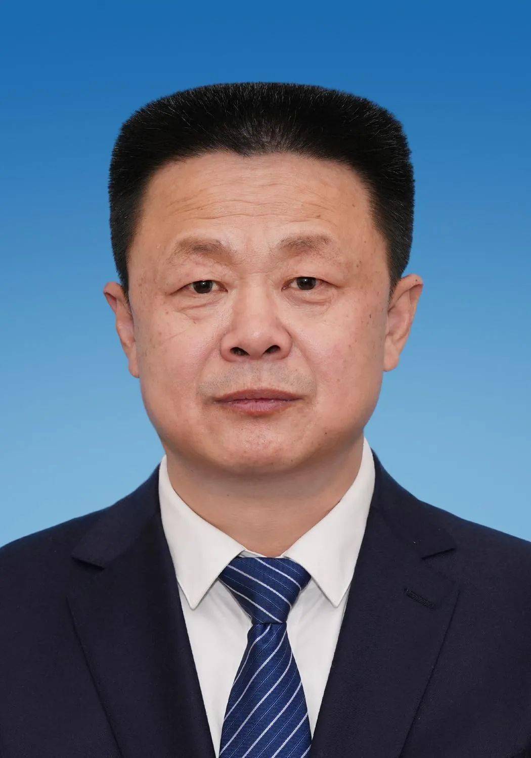 郑军简历:郑军,男,1970年10月出生,省委党校大学学历,中共党员.