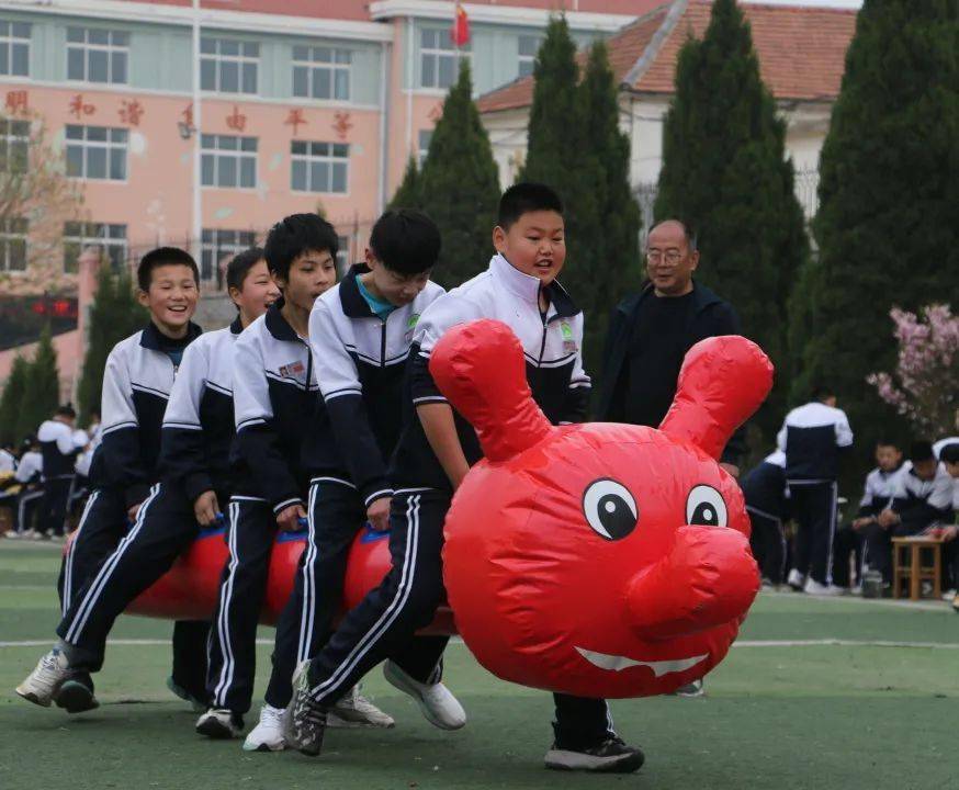 栖霞市翠屏中学图片