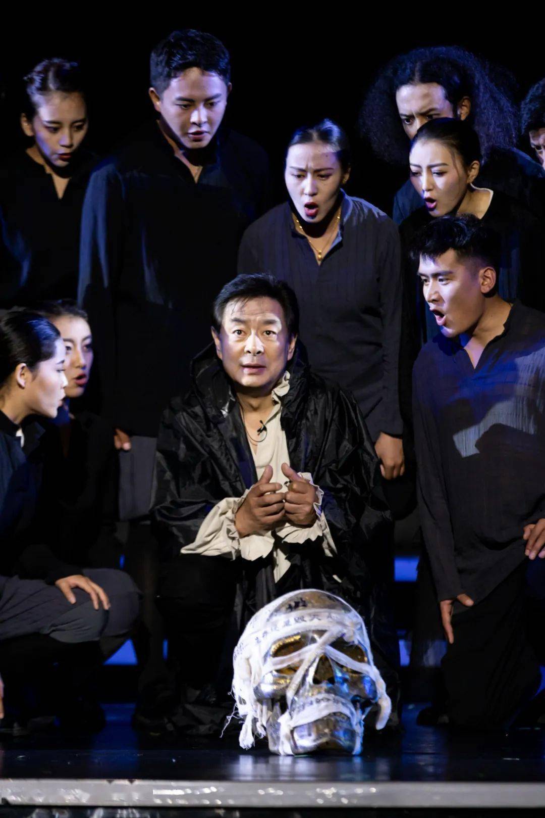 后生向戏剧大师"呈上习作"濮存昕还导演过曹禺编剧的《雷雨》——第