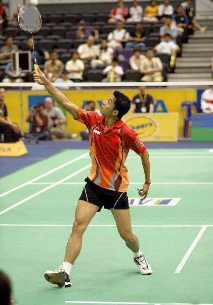 羽毛球怎么提高反手击球力量?【伟士#羽课】