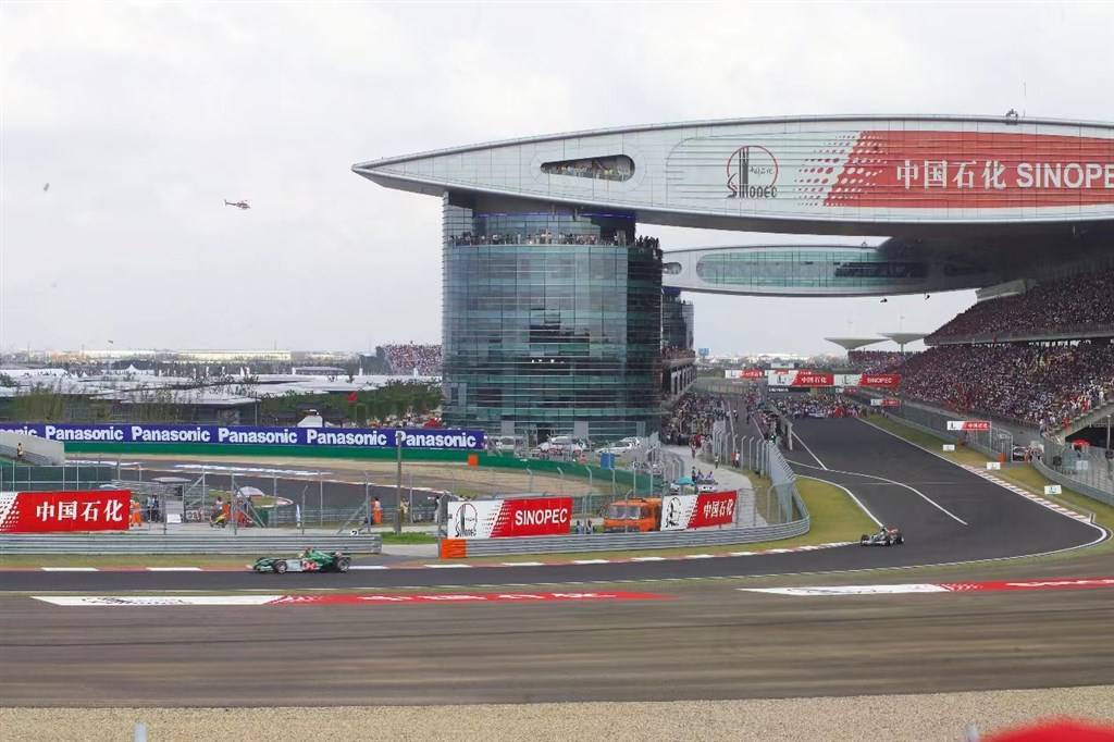 等待F1中国站回归！上赛道获得新一轮国际汽联一级赛道认证（f1赛车概念车）