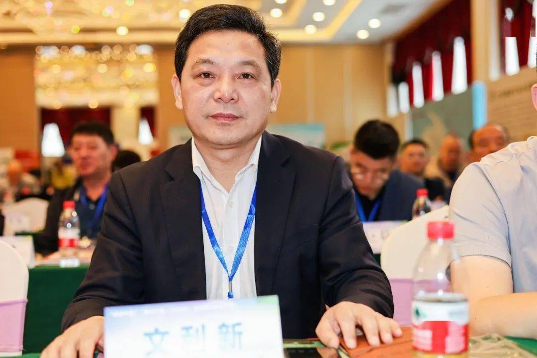 冯力研究员,山西农业大学王树华研究员,北京市农林科学院畜牧兽医研究