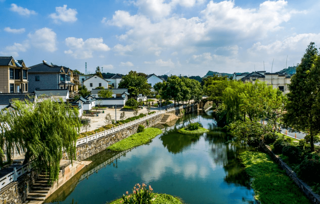 石淙镇石淙村吴兴区织里镇义皋村吴兴区高新区杨溇村一起打卡"最美村"