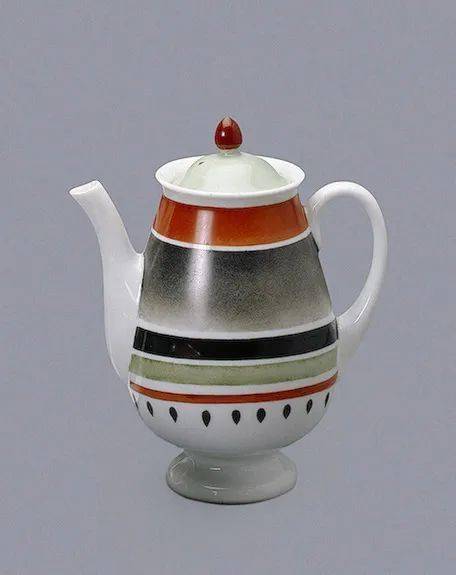 革命没了,但好看的餐具留下来了_艺术品_主义_俄国