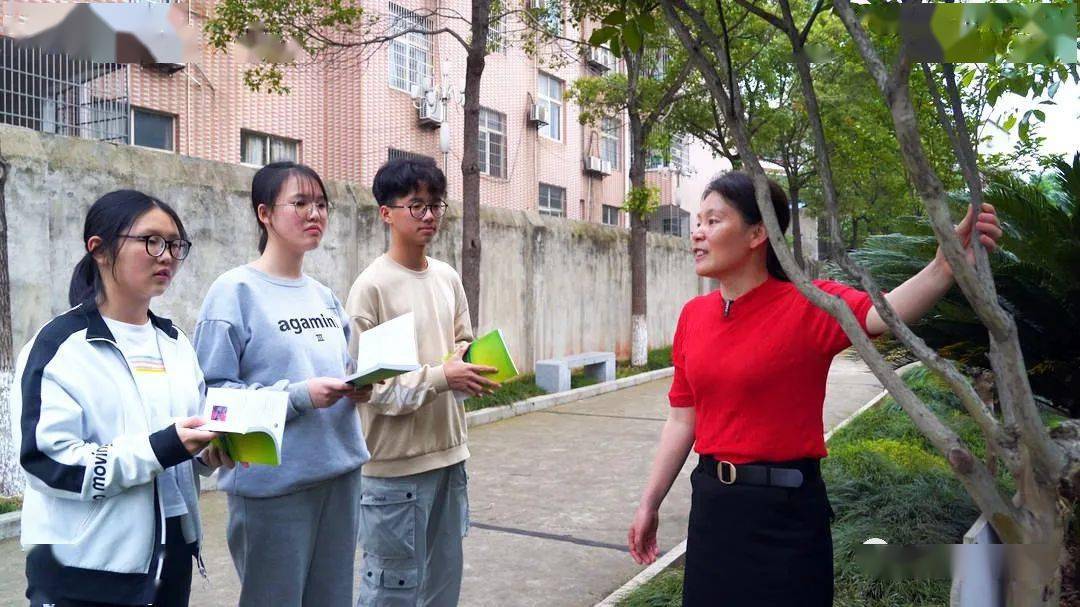 縣三中這位女老師很受歡迎_衡陽縣_植物_吉良