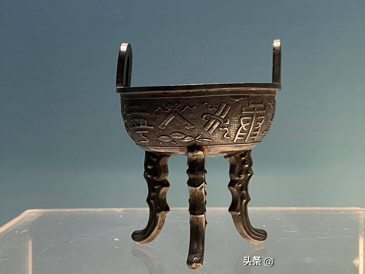 沈阳故宫:"红袖添香夜读书"必不可少的道具_宣德炉_香炉_清宫