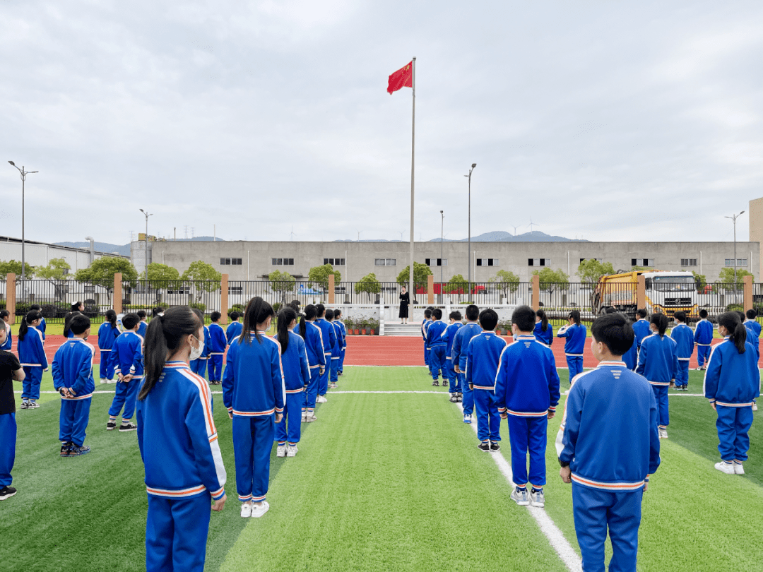 【安全在线】以"练"防筑 临"震"不惊——福清市元载小学"5·12"防灾