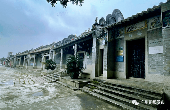 茶塘村位于炭步镇西南面,与佛山市南海区相邻,区位条件优越,交通便利.