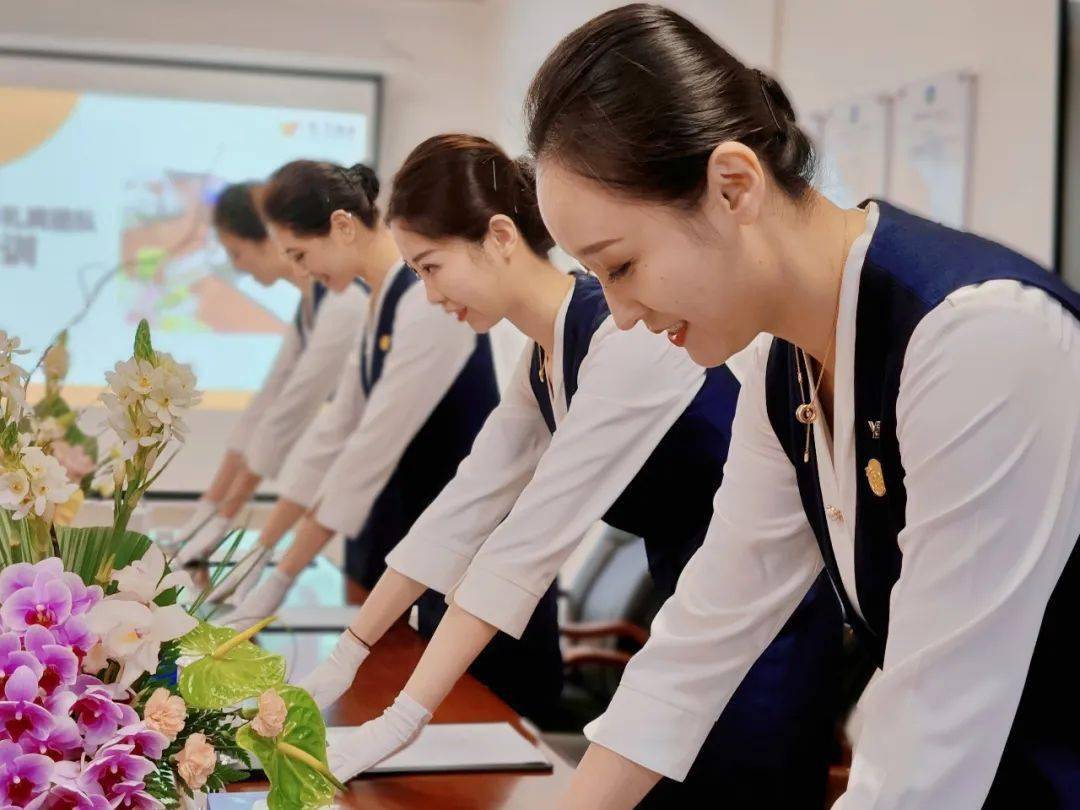 万胜广场 | 越秀星级礼宾,赋能多场景商务接待_服务_形象_业户