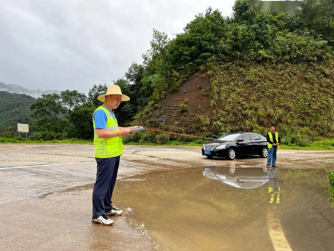 北流公路養護中心認真開展汛期安全隱患排查整治工作_路段_橋樑_保障