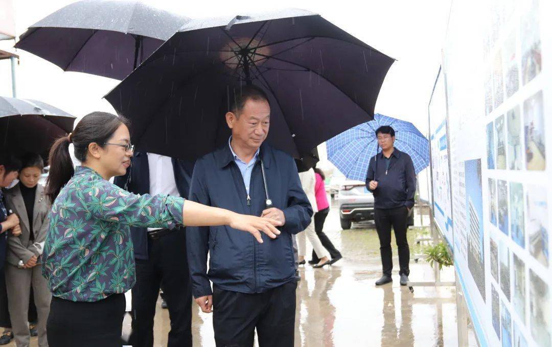 陈锐市长到保山市第二人民医院开展调研