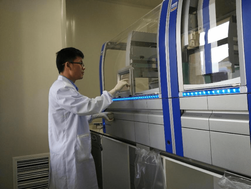 两江故事 | 两江新区公安分局民警李江:让DNA“开口说话”_工作_技术_案件