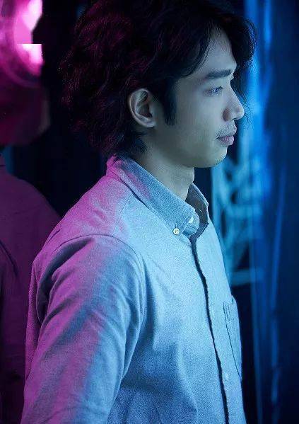 《比悲伤更悲伤的故事》3月14白色情人节暖暖上映_陈意涵_刘以豪_角色