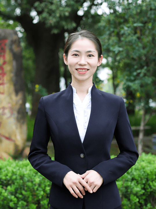 欧阳汪妮华中师范大学音乐学院舞蹈表演专业,曾获湖北省艺术舞蹈大赛