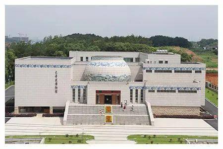 04靖安县博物馆国家二级博物馆,下设李洲坳东周墓葬遗址博物馆和况钟