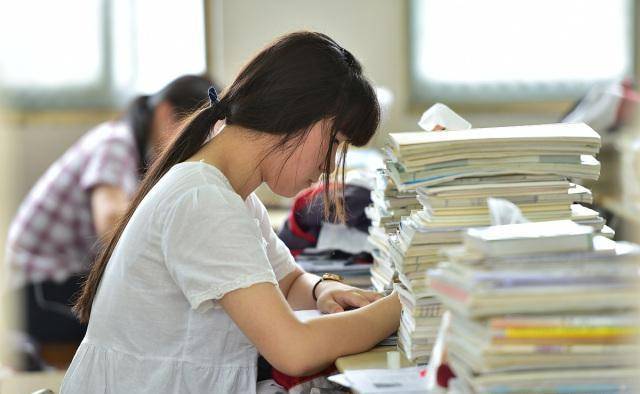 高中生将来希望进入985大学，这两个科目的分数，需要超过120分