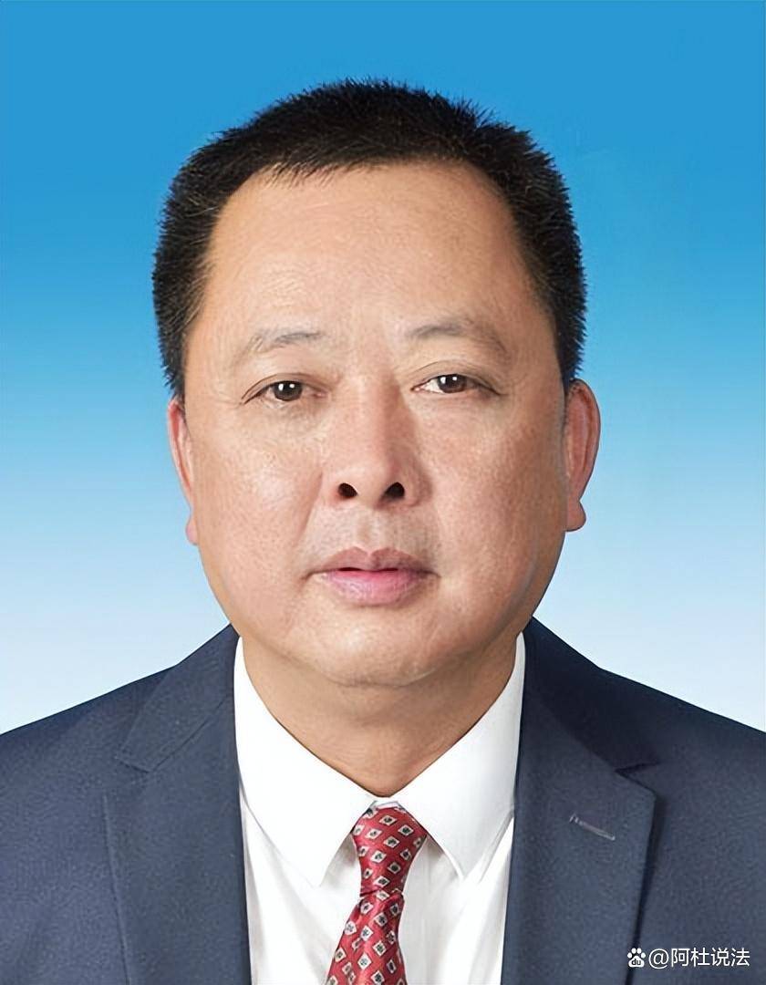 3月30日晚,广西玉林市委书记莫桦被查,离奇履历透露秘密_工作_自治区