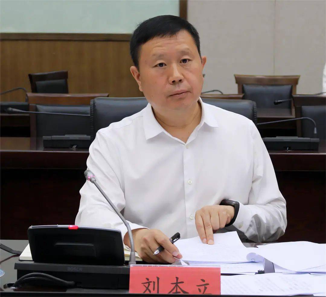 中南大学科学研究部副部长彭忠益,贵阳市委常委,副市长提名人选范辉政