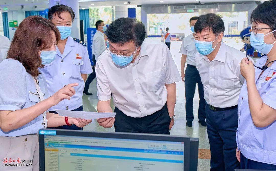 冯飞,刘小明先后来到省大数据管理局,海口市民游客中心,国家税务总局