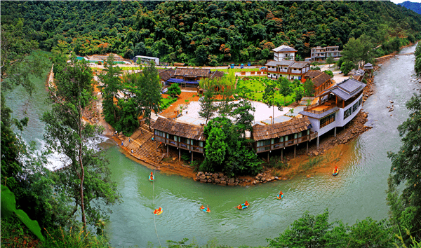 【世界瑶都】探秘金秀圣堂山,船游圣堂湖,瑶族博物馆,银杉公园纯玩