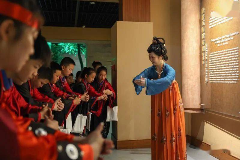 比浪漫更浪漫的,是"520"襄阳古城建城纪念日