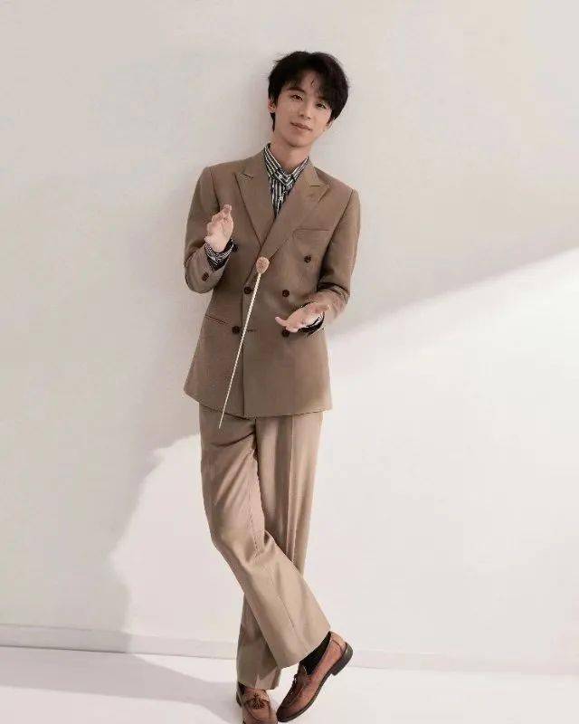 榜样在身边 | 我校吕树清,尹炯杰同学荣登《人民日报