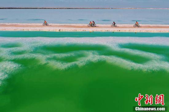 青海茫崖：“瀚海骑士”穿梭在“戈壁绿宝石”翡翠湖_柴达木_海元_挑战赛