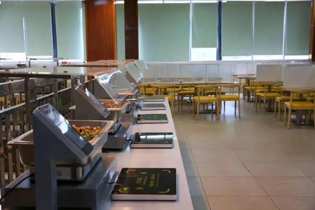 择校菌推出【走进大学序列专题推文】—【惠州卫生职业技术学院院】